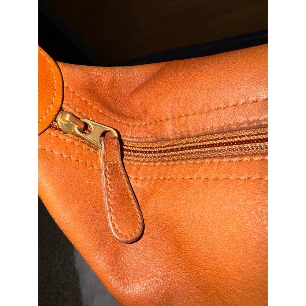Excellent original condition Vintage Coach Mini Hobo Bucket - Picture 13 of 13